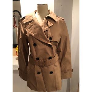 NWT Classic short trench